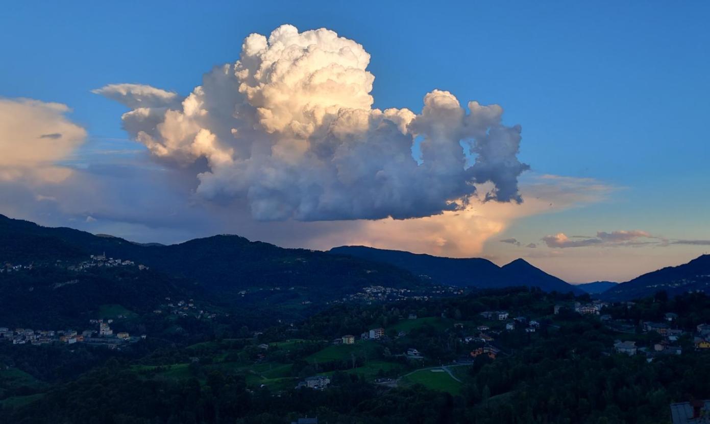Il Castello Di Venere Otel Rota d'Imagna Dış mekan fotoğraf